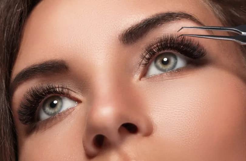 Jak dobrać rzęsy do oka, aby uniknąć błędów w makijażu