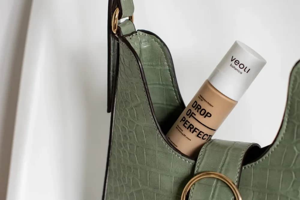 Krem BB co to znaczy? Odkryj jego zalety i zastosowanie w pielęgnacji