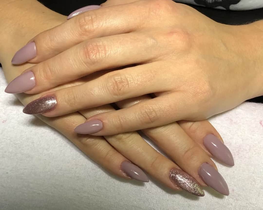 Jak zrobić paznokcie na formie - 9 kroków do perfekcyjnej stylizacji